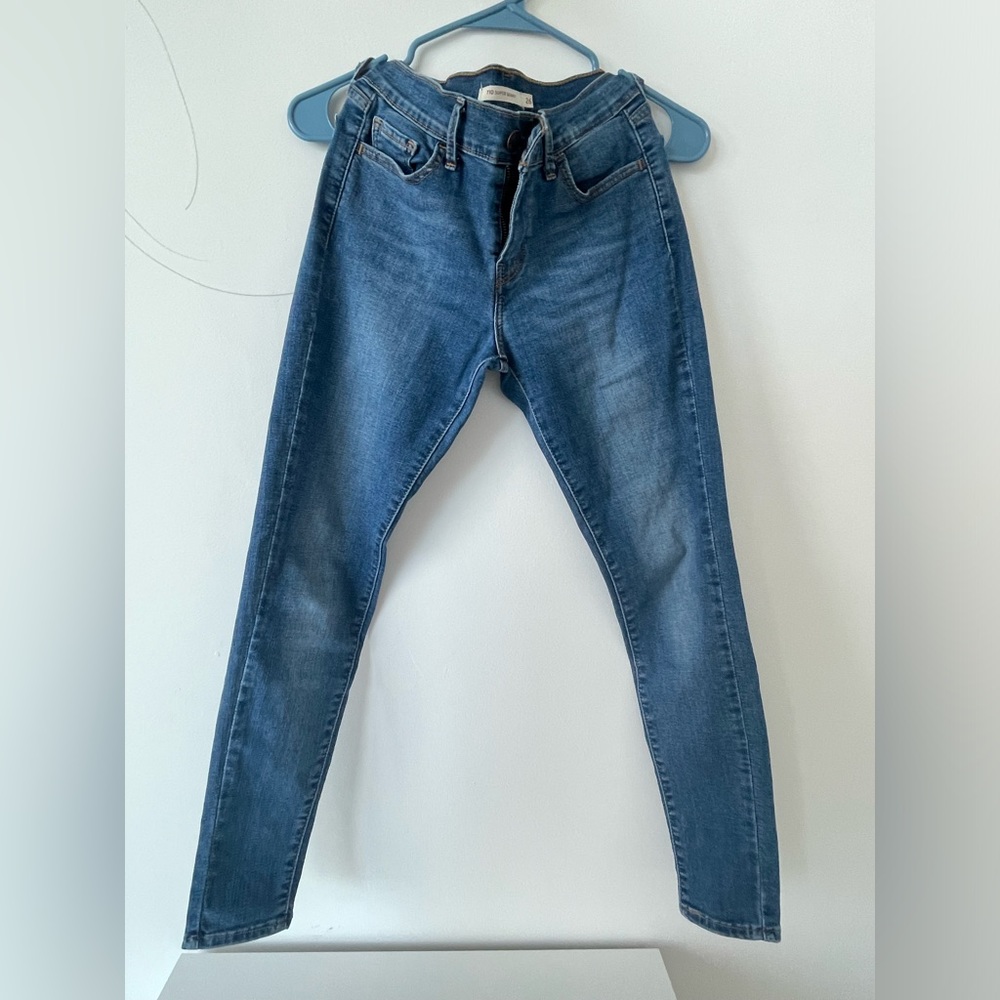 Levi’s 710 Super Skinny jeans